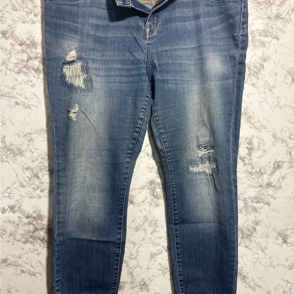 AVA & VIV Women’s Distressed Skinny Jeans - Blue